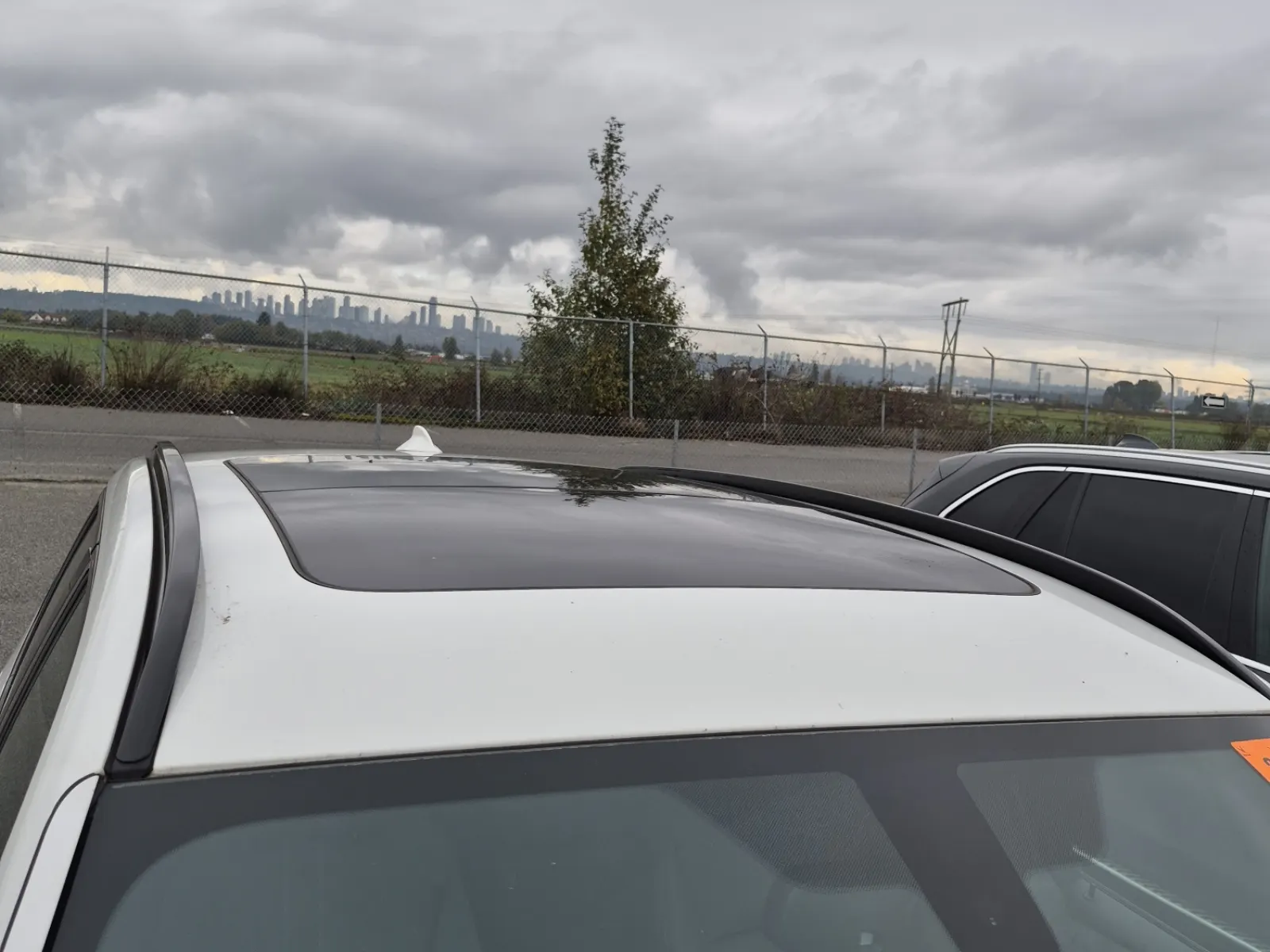Exterior Roof Photo