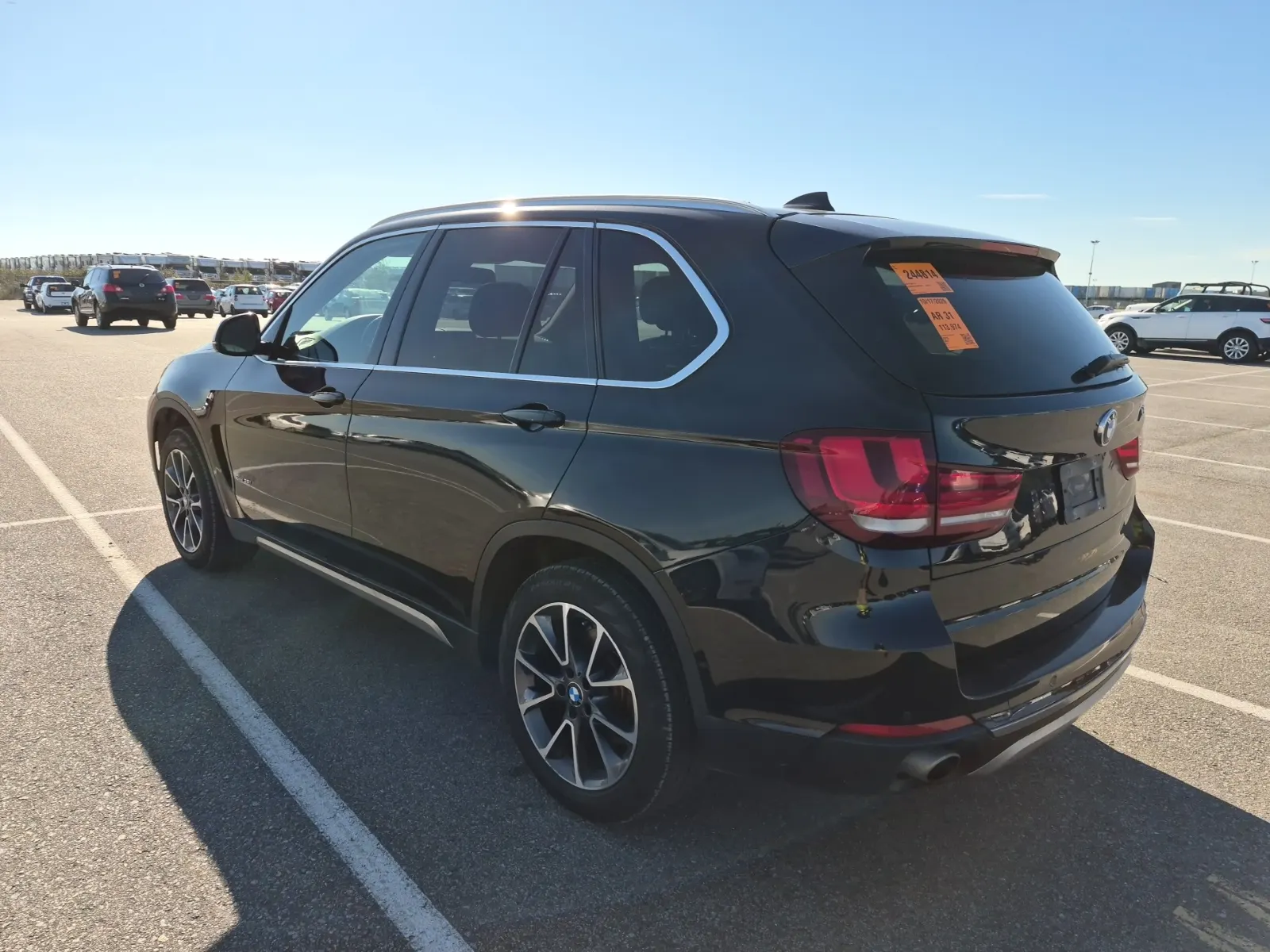 Driver Rear 3/4 Photo