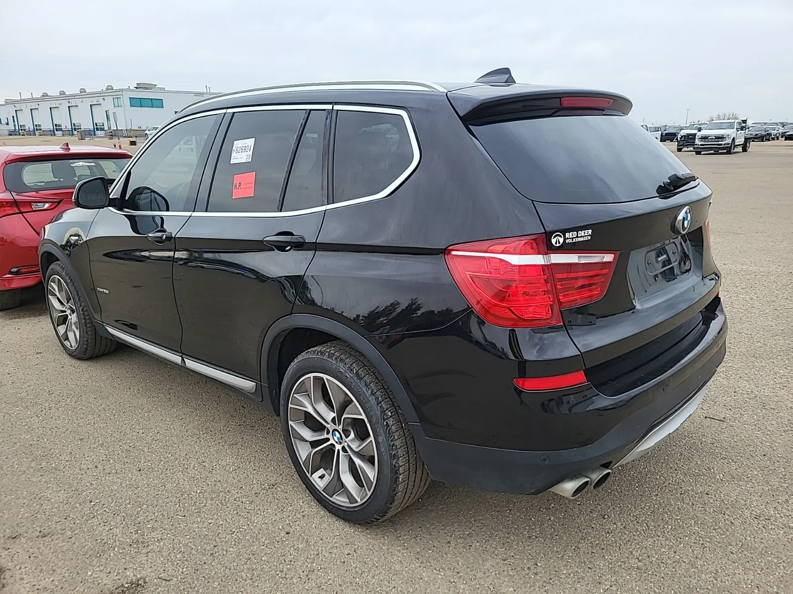 Driver Rear 3/4 Photo
