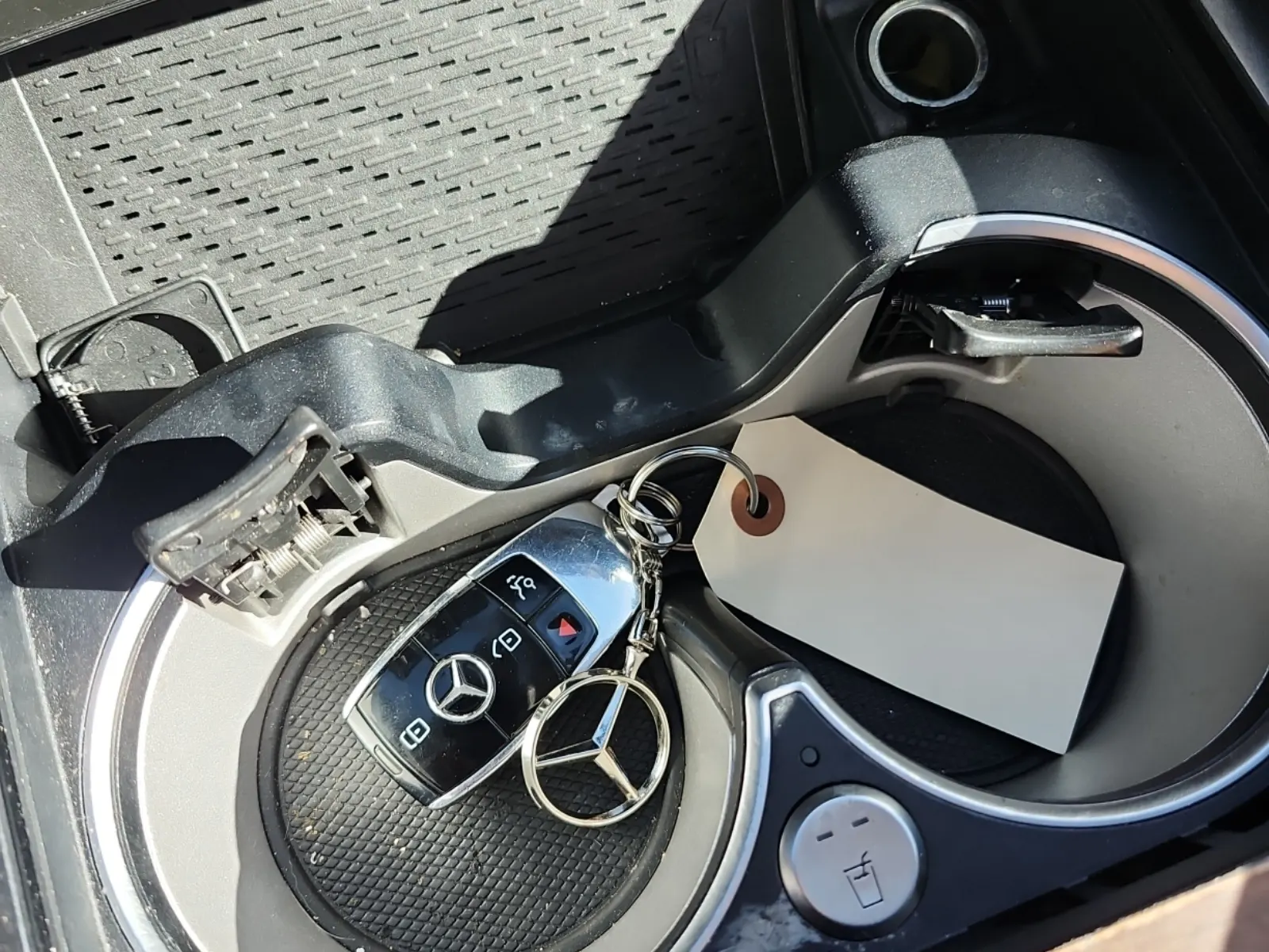 Keys/Fobs/Manual Photo