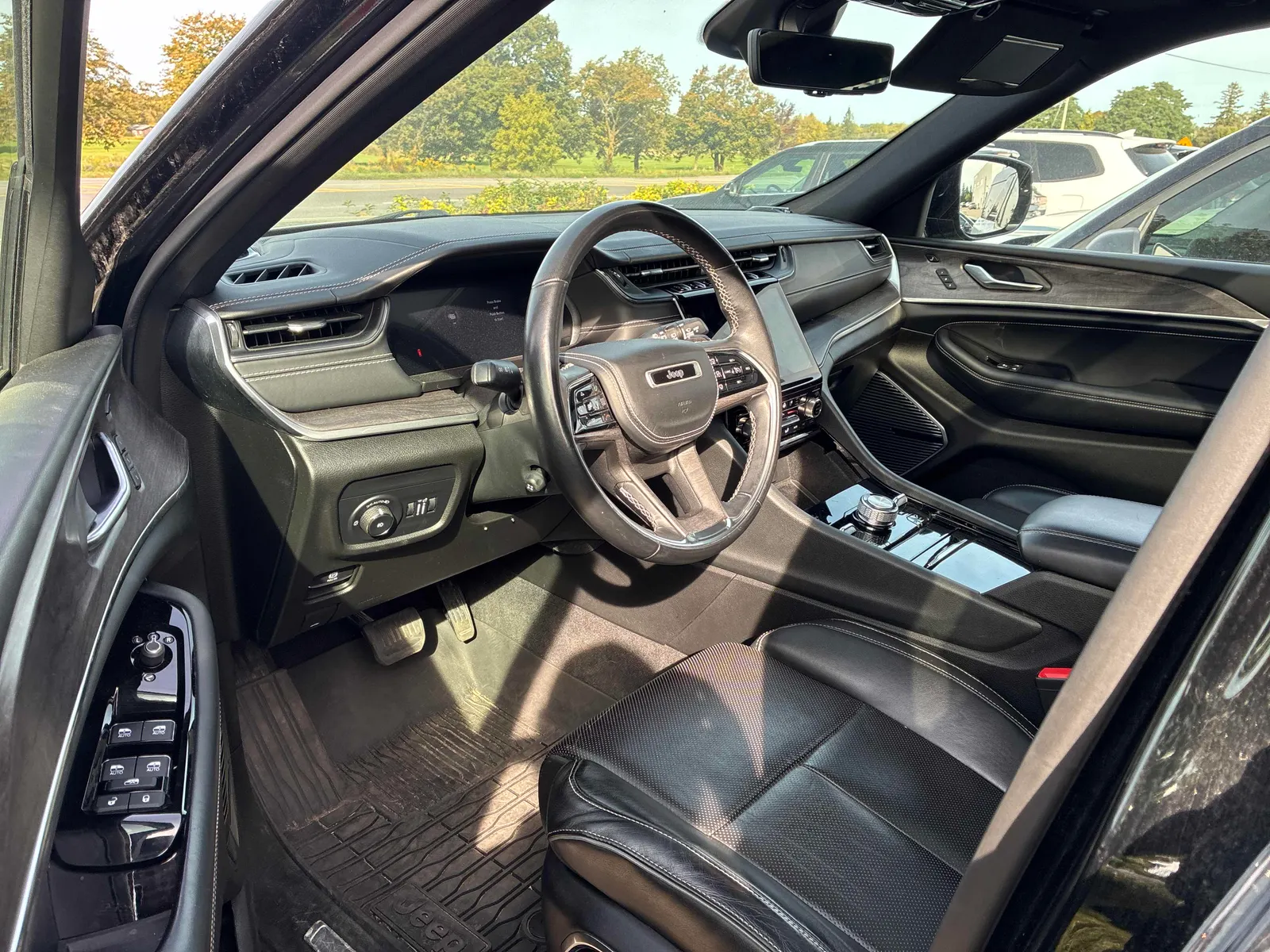 Interior driver side