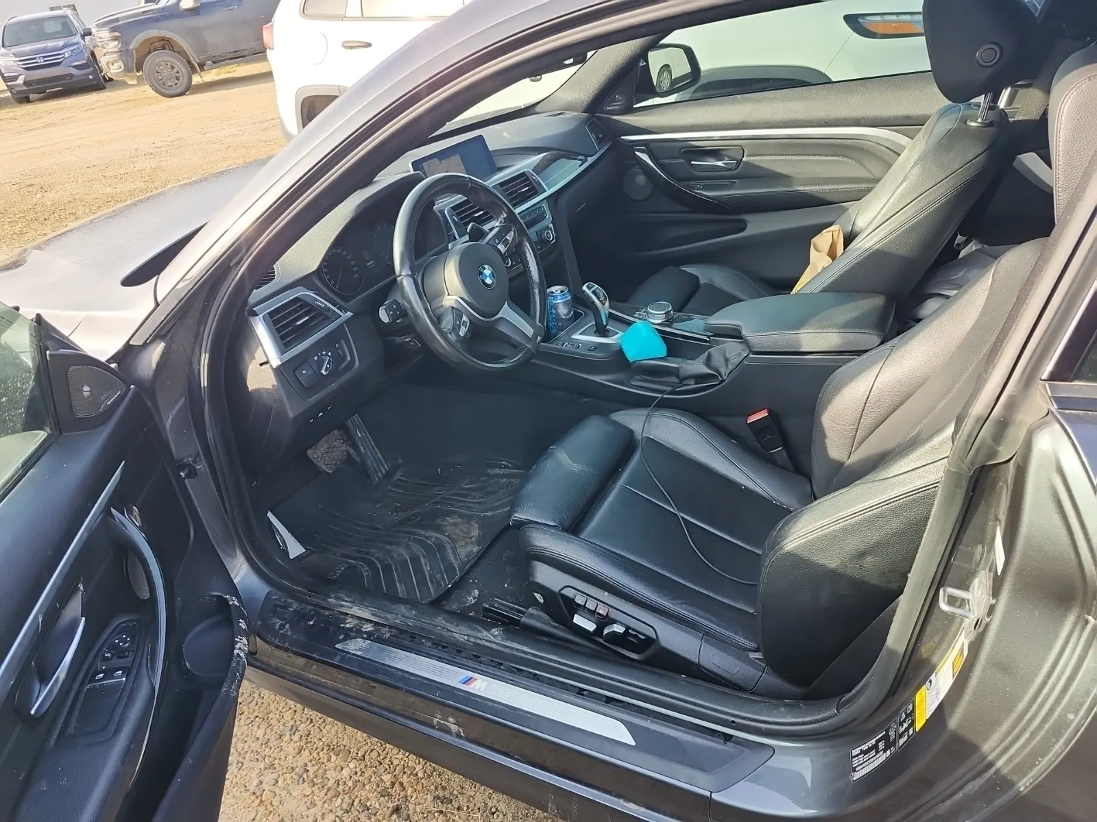 Front Interior Photo