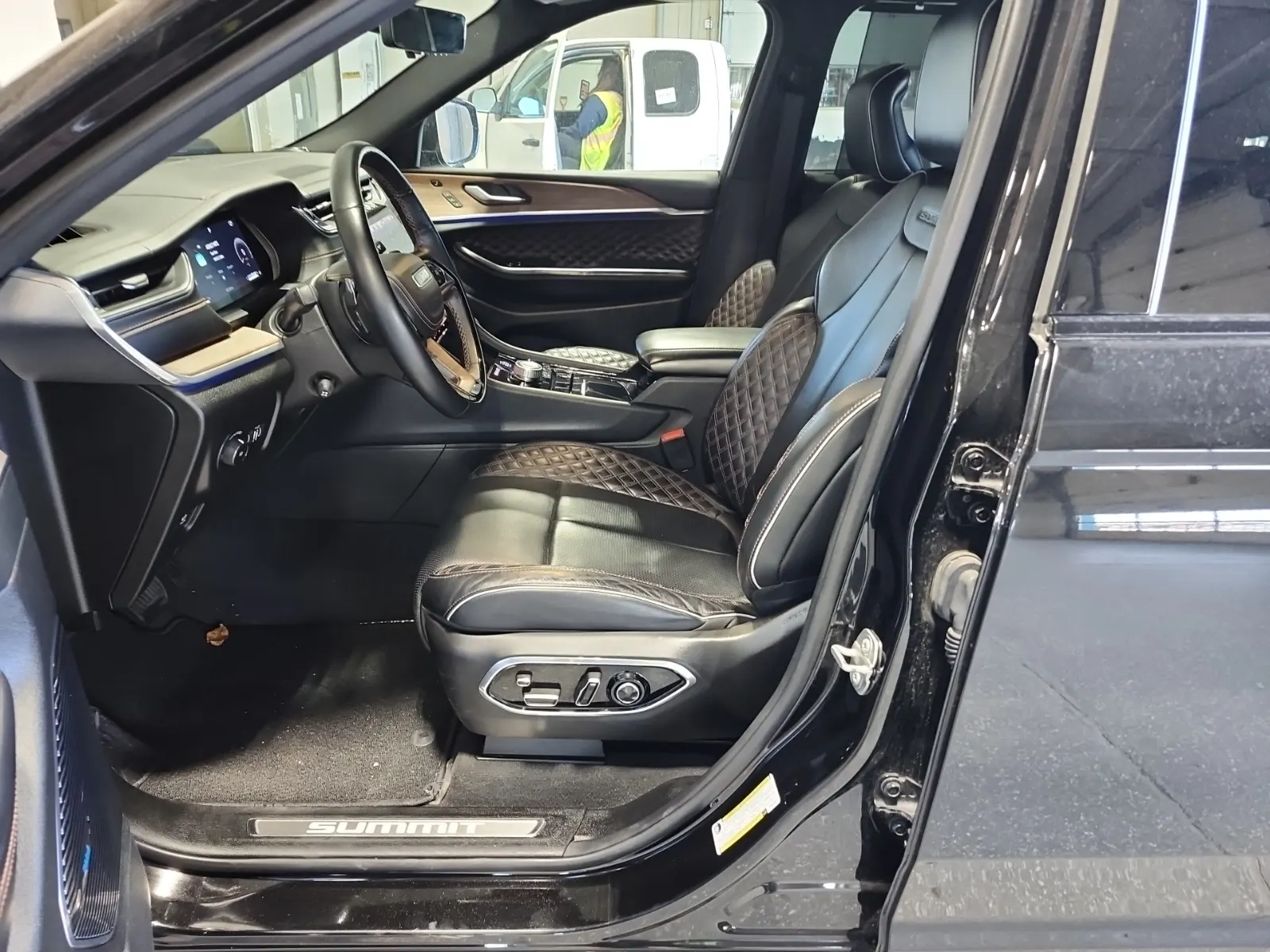 Front Interior Photo