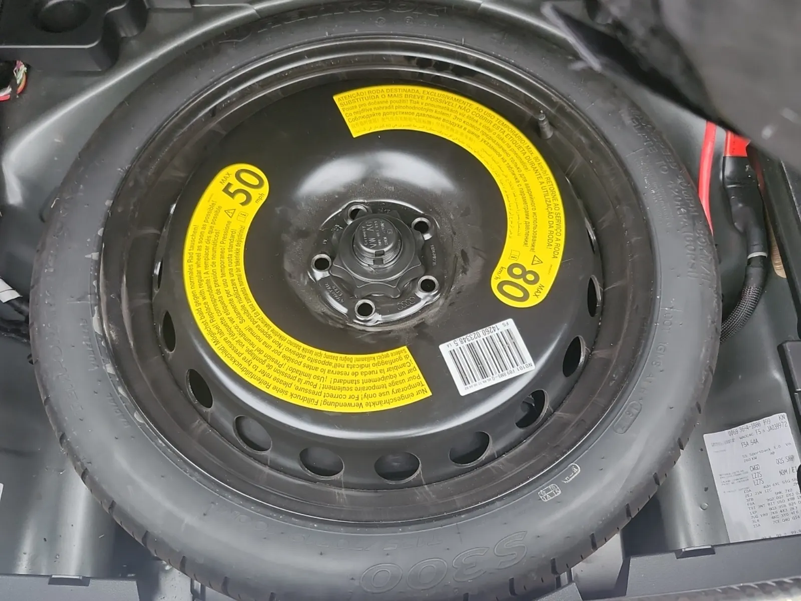 Spare Tire & Wheel Photo