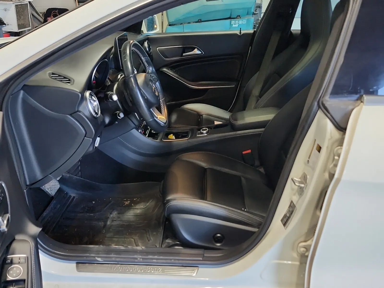 Front Interior Photo