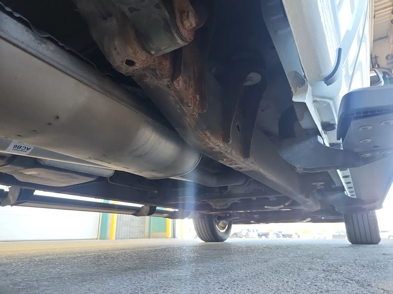 Undercarriage - Passenger Photo
