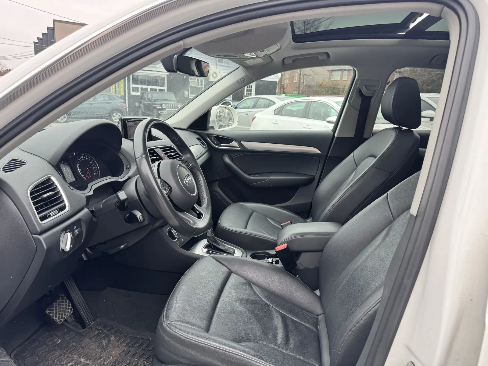 Interior driver side