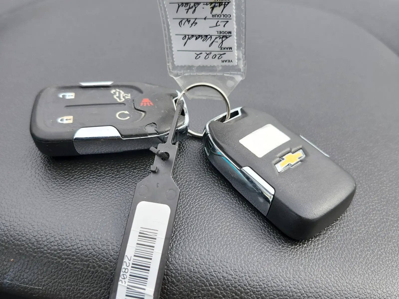 Keys/Fobs/Manual Photo