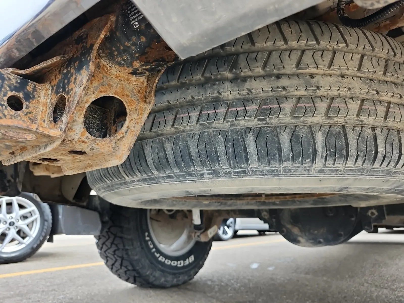 Spare Tire & Wheel Photo
