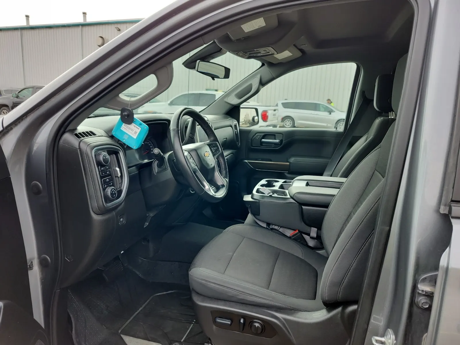 Front Interior Photo