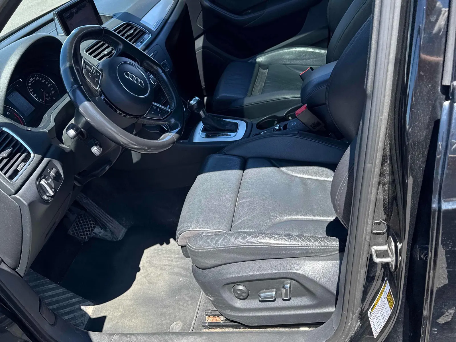 Interior driver side