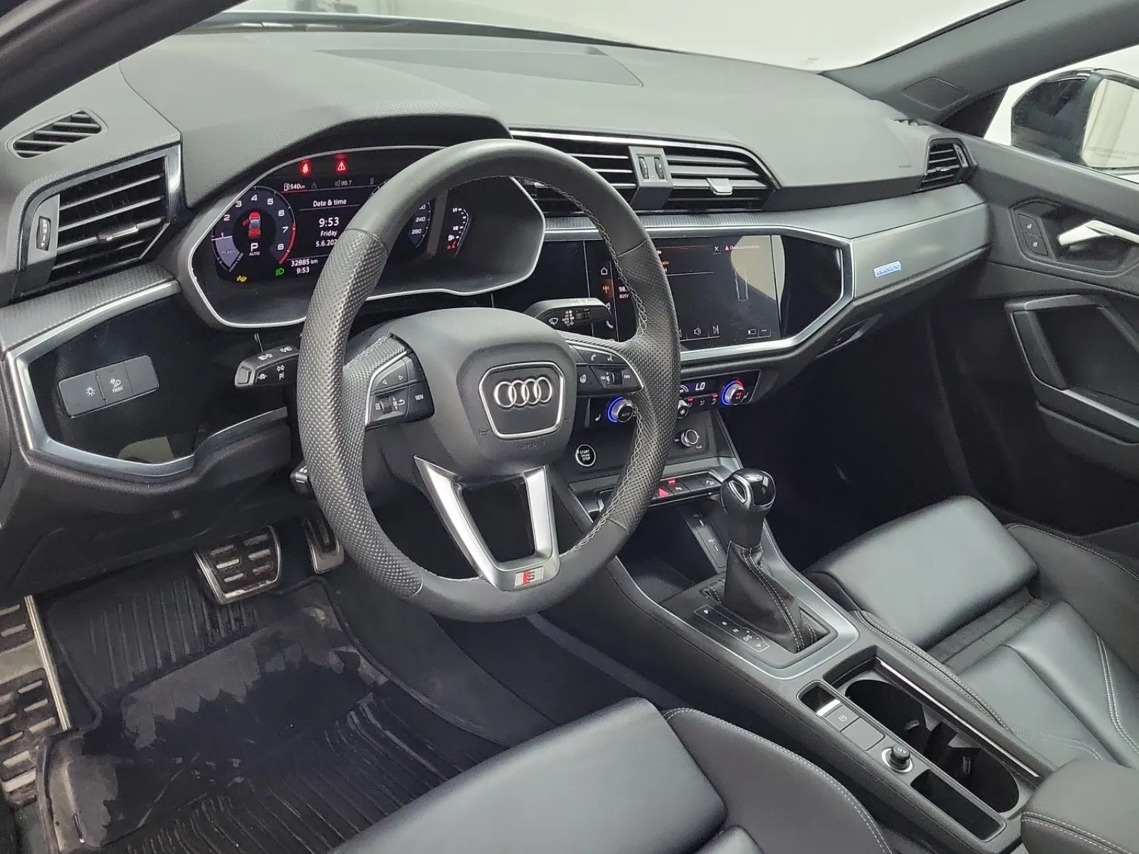 Interior driver side