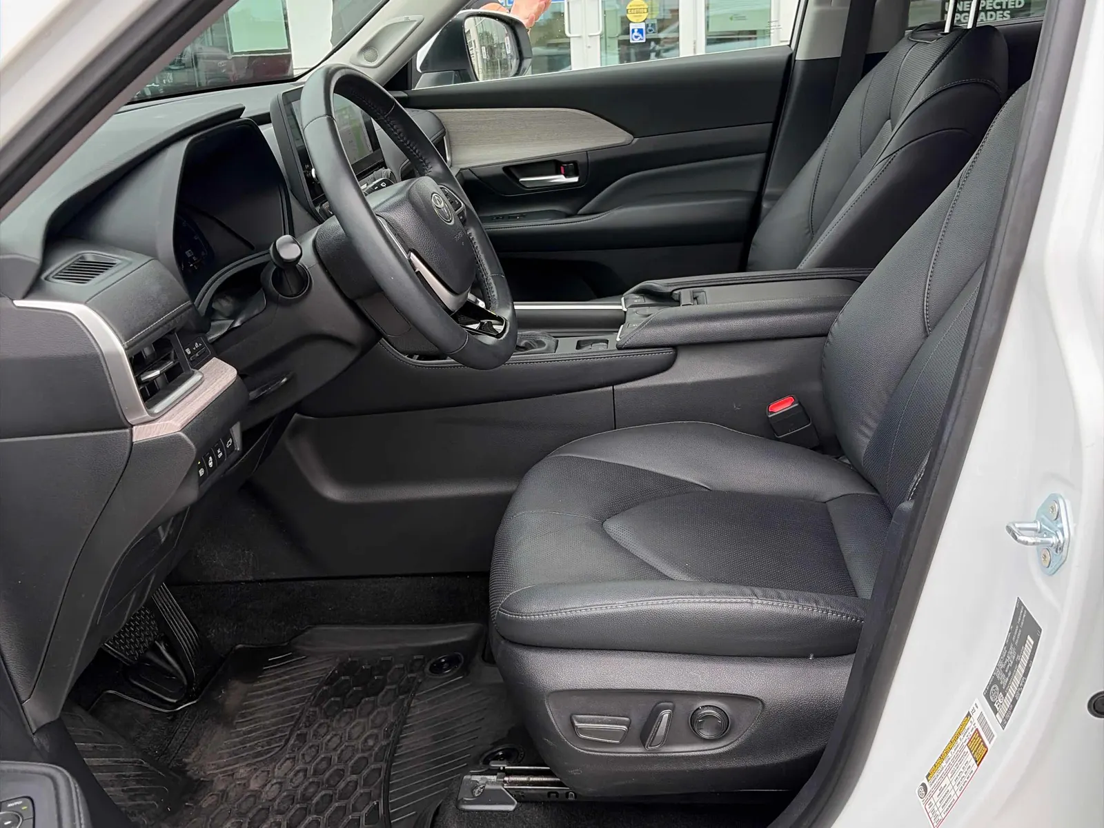 Interior driver side