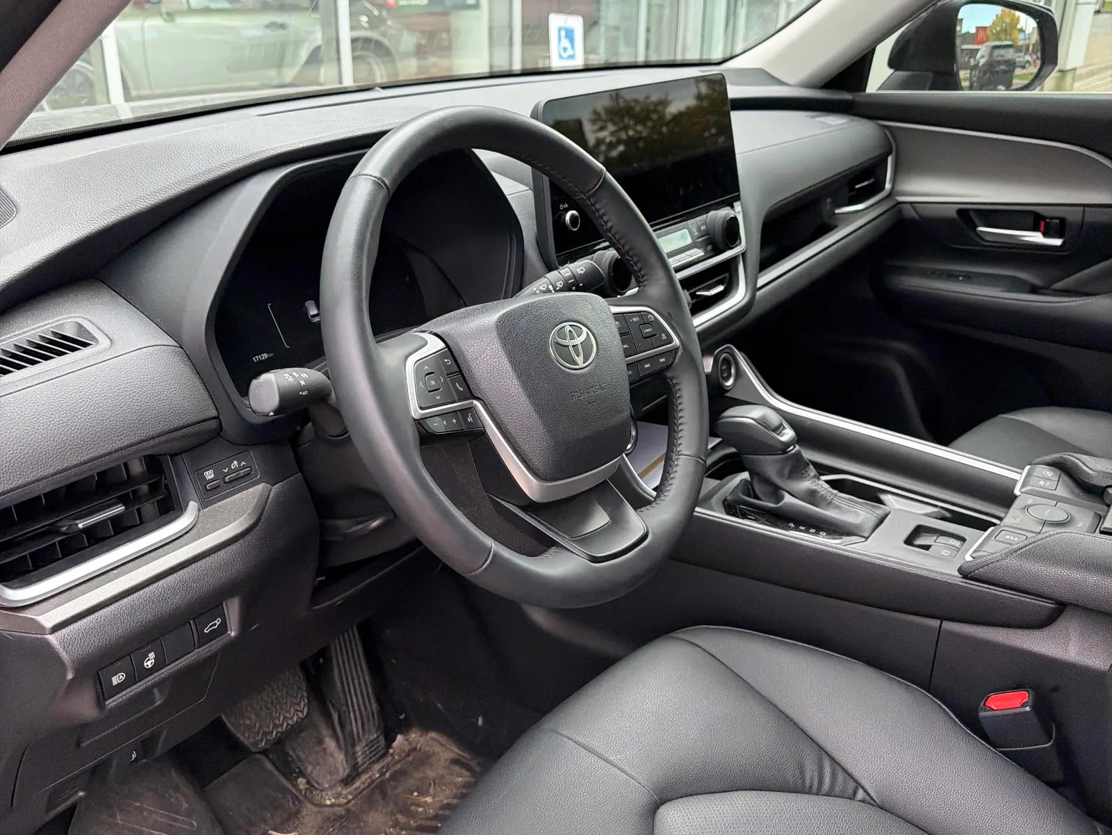 Interior driver side