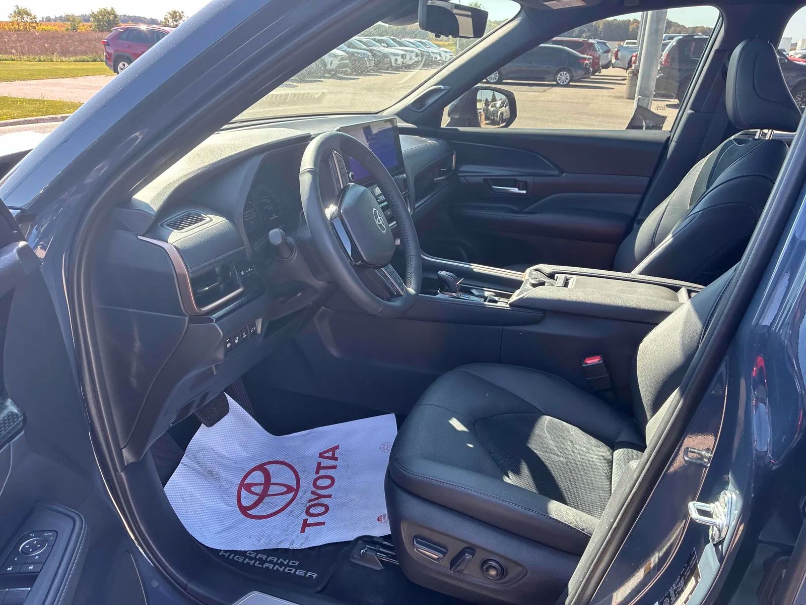 Interior driver side