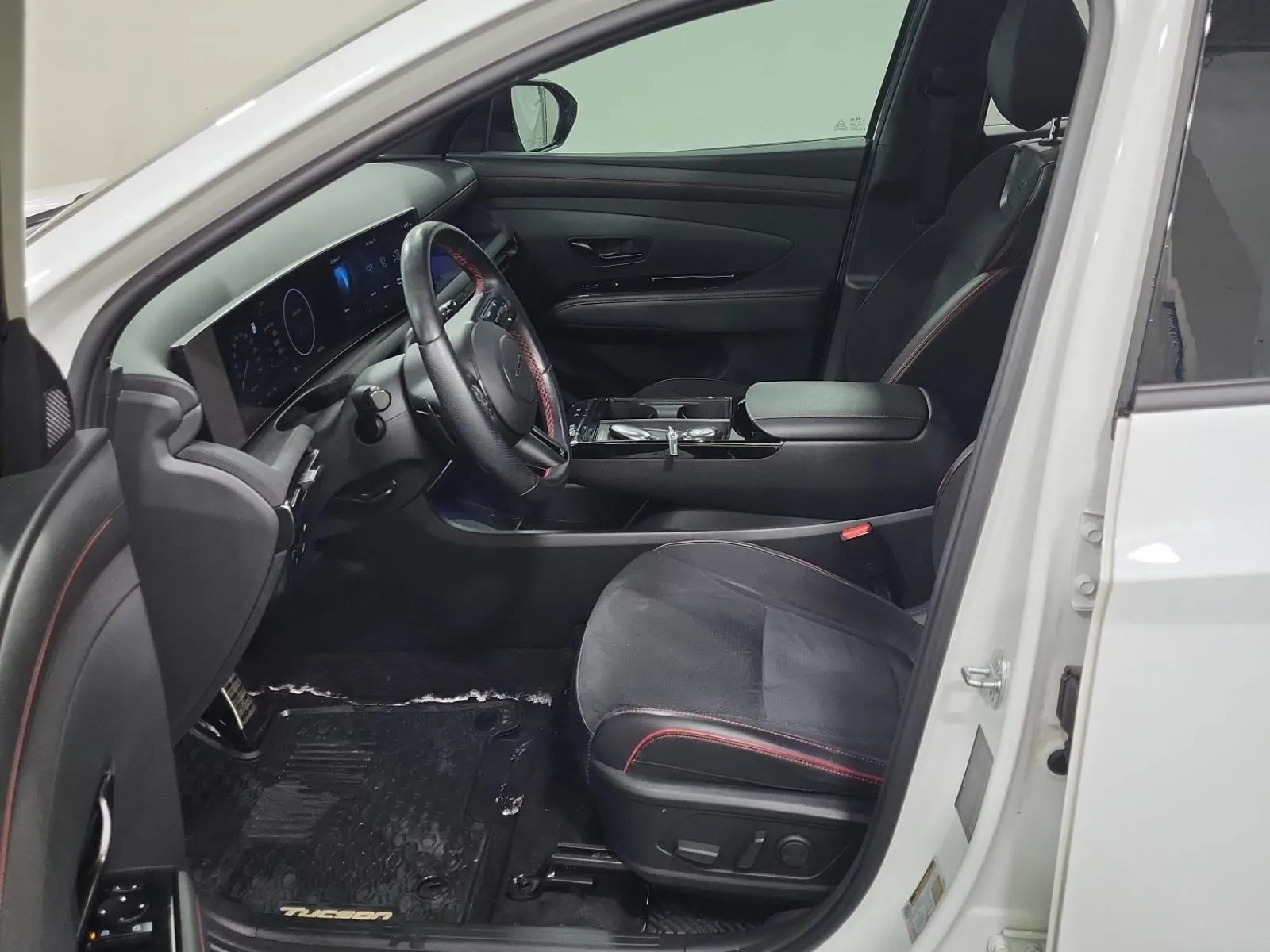Front Interior Photo