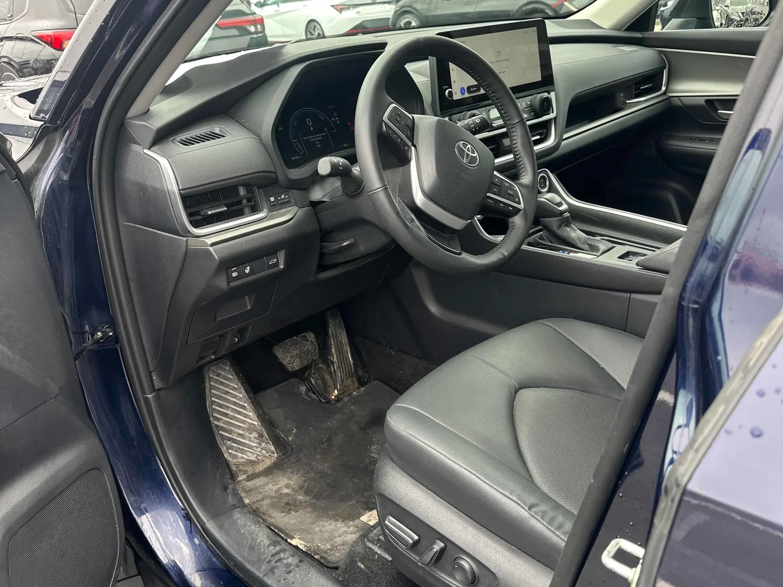 Interior driver side