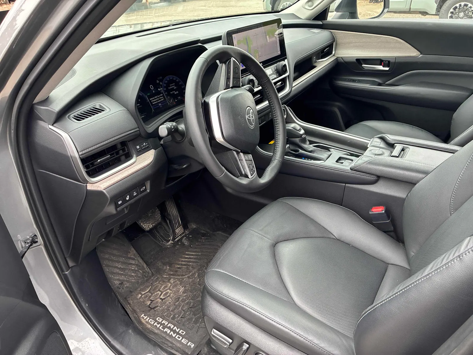 Interior driver side