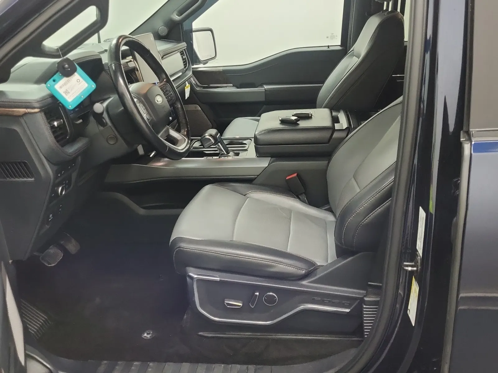 Front Interior Photo