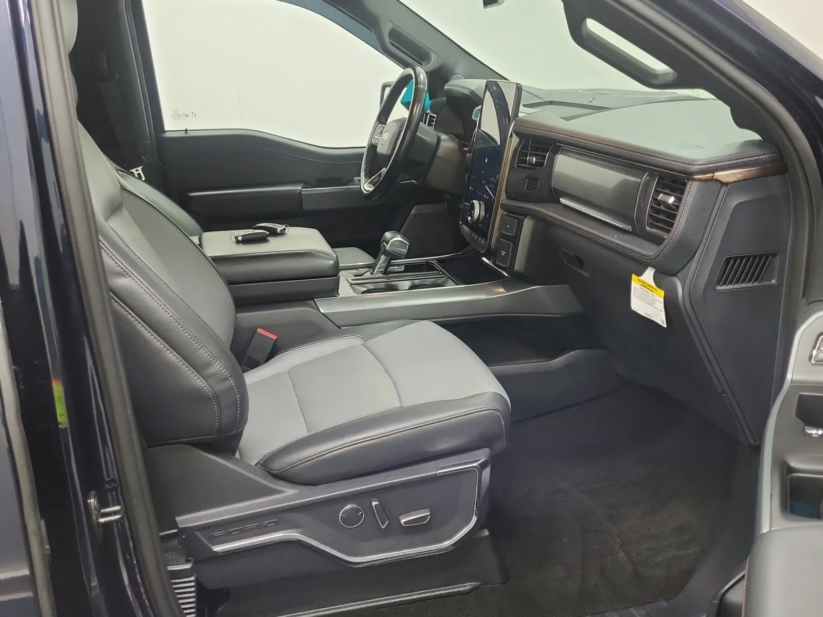 Right Side Interior Photo