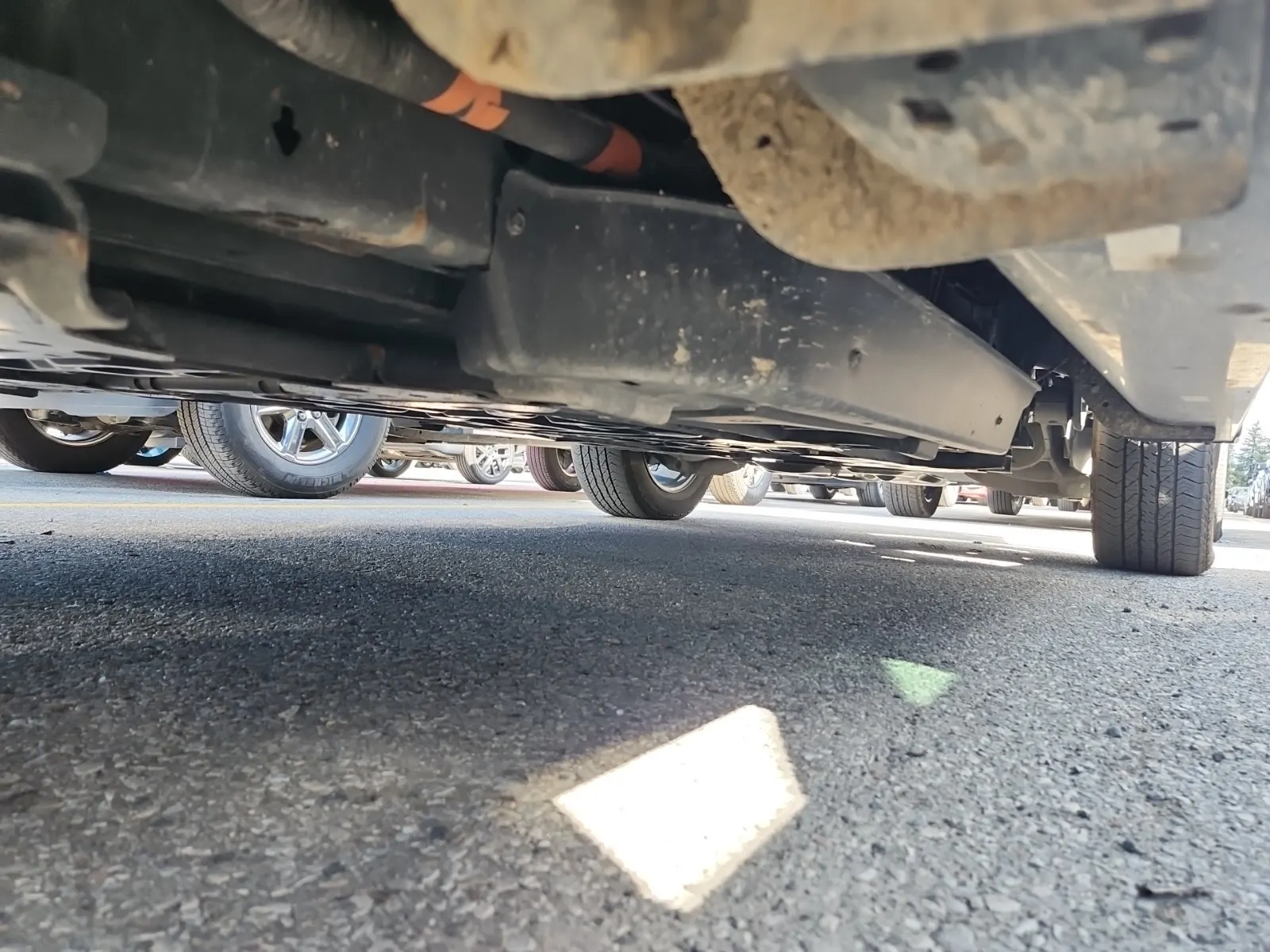 Undercarriage - Driver Photo