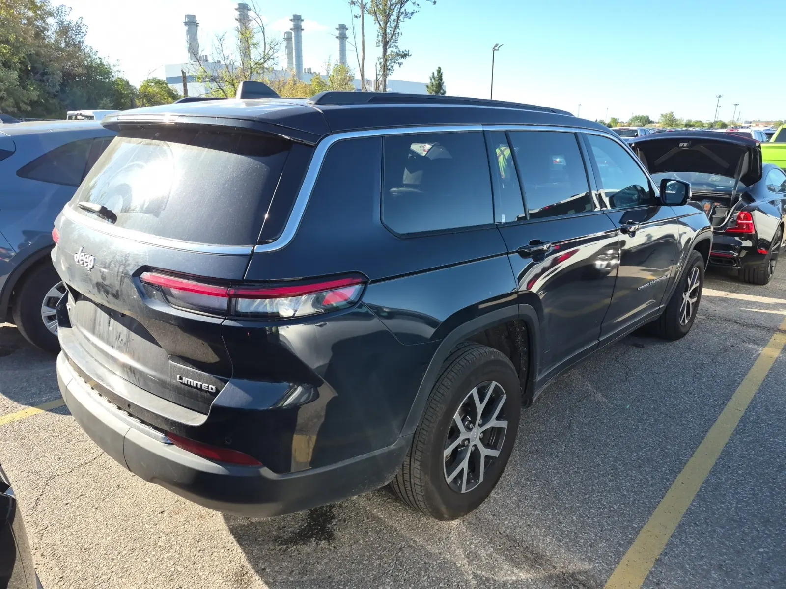 Passenger Rear 3/4 Photo