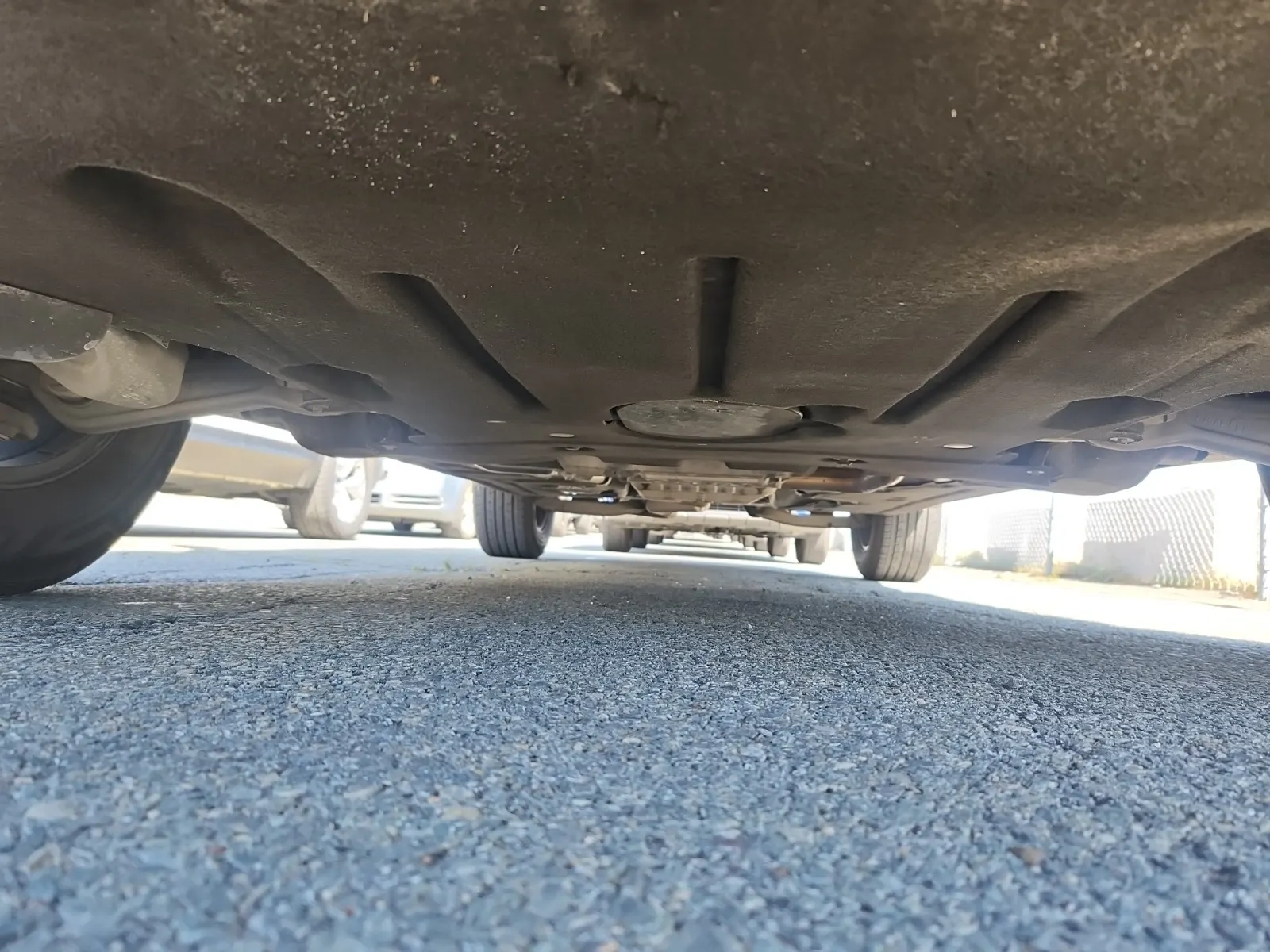 Undercarriage - Front Photo