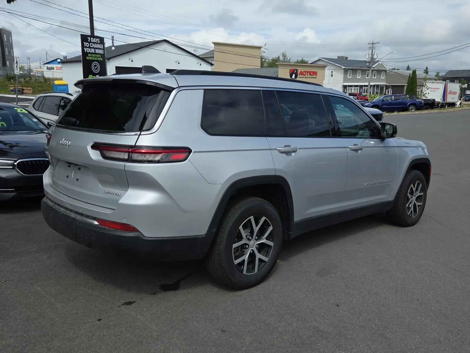 Passenger Rear 3/4 Photo