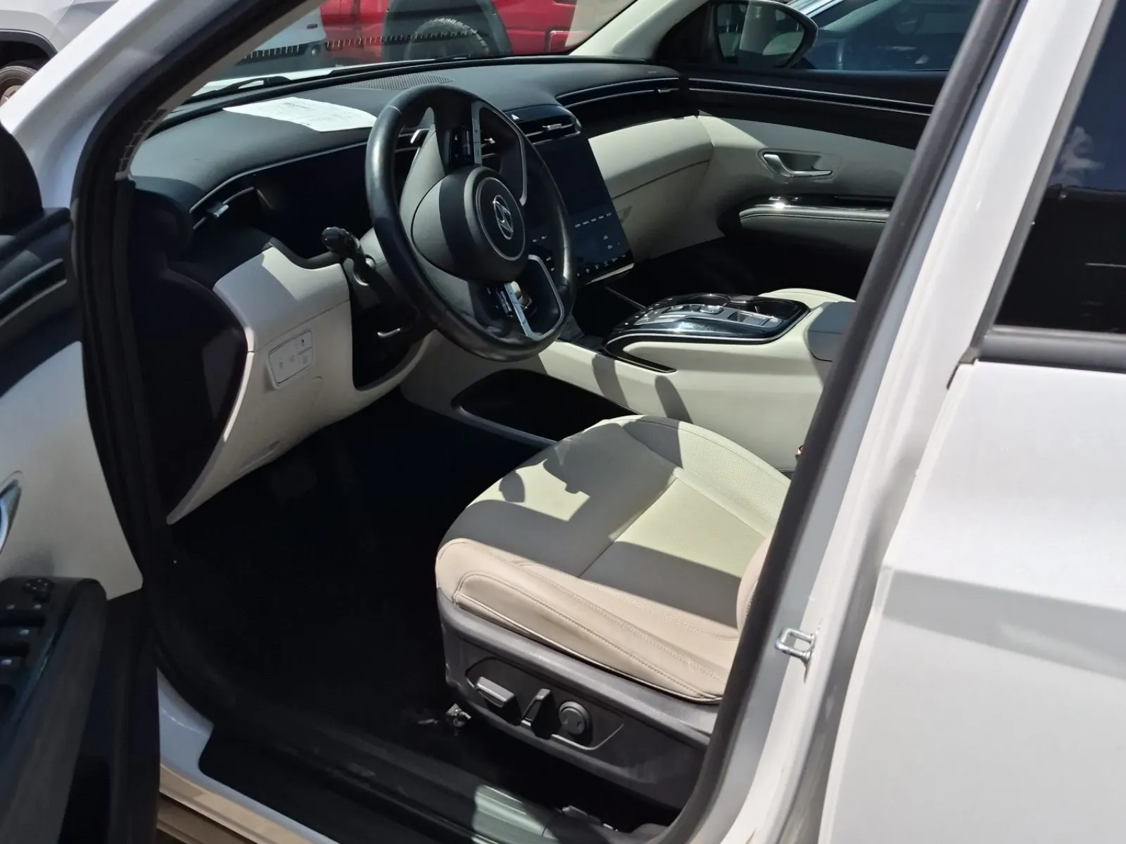 Front Interior Photo