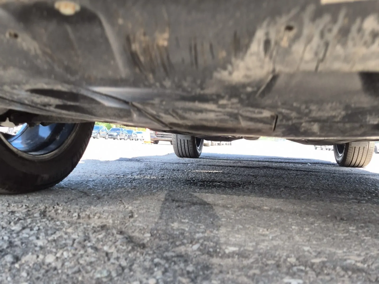 Undercarriage - Front Photo