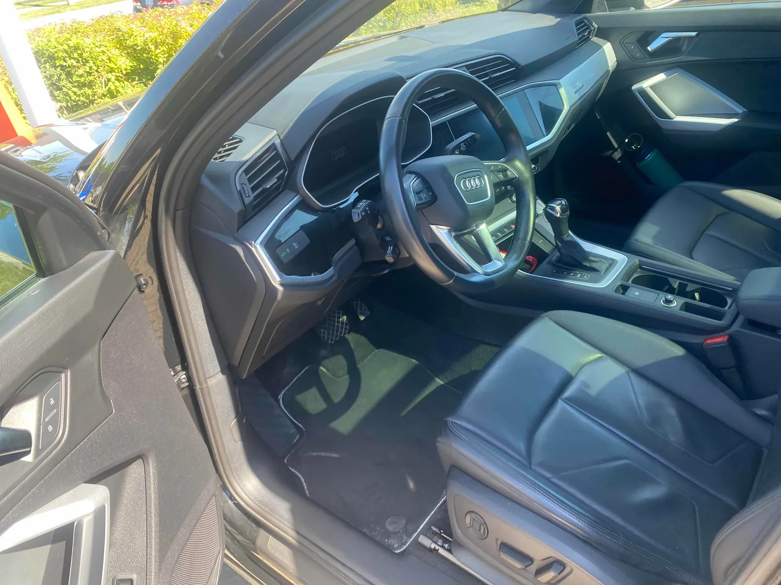 Interior driver side