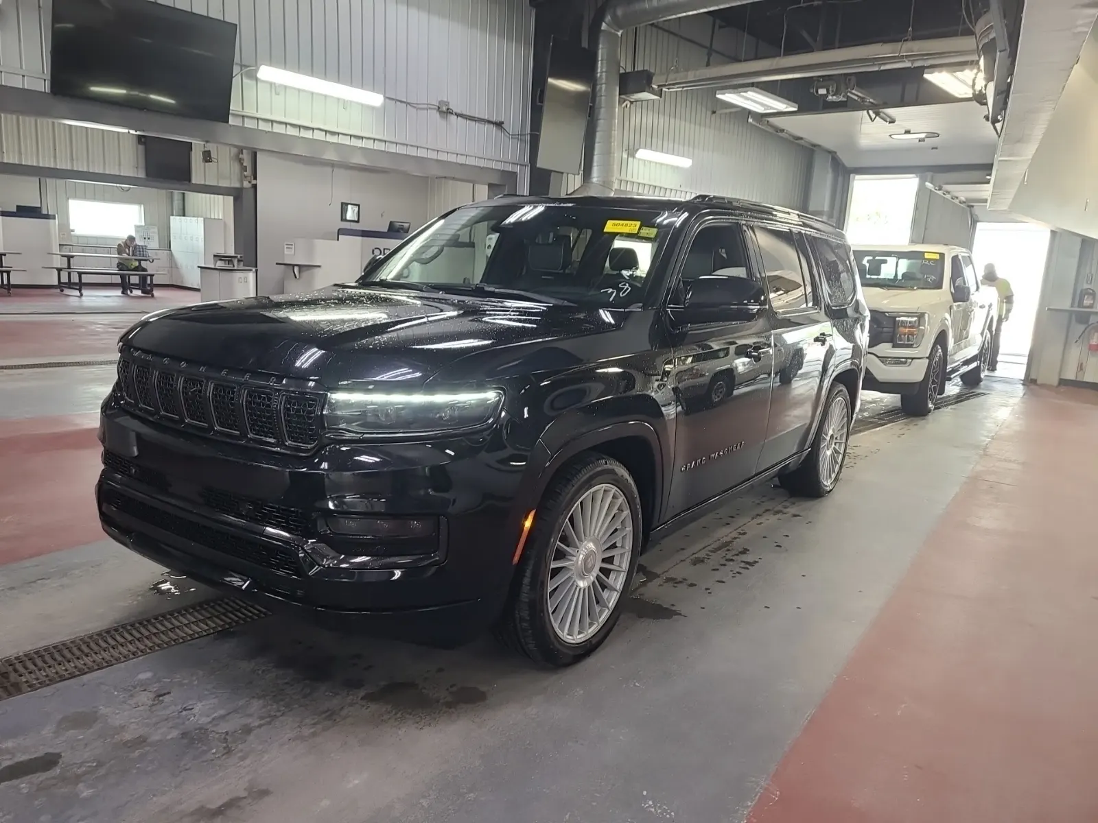2022 Jeep Grand Wagoneer