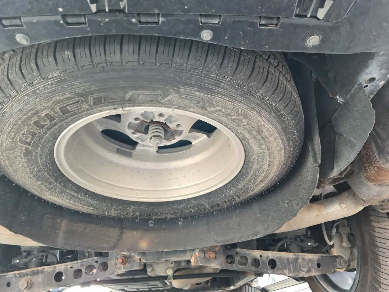 Spare Tire & Wheel Photo