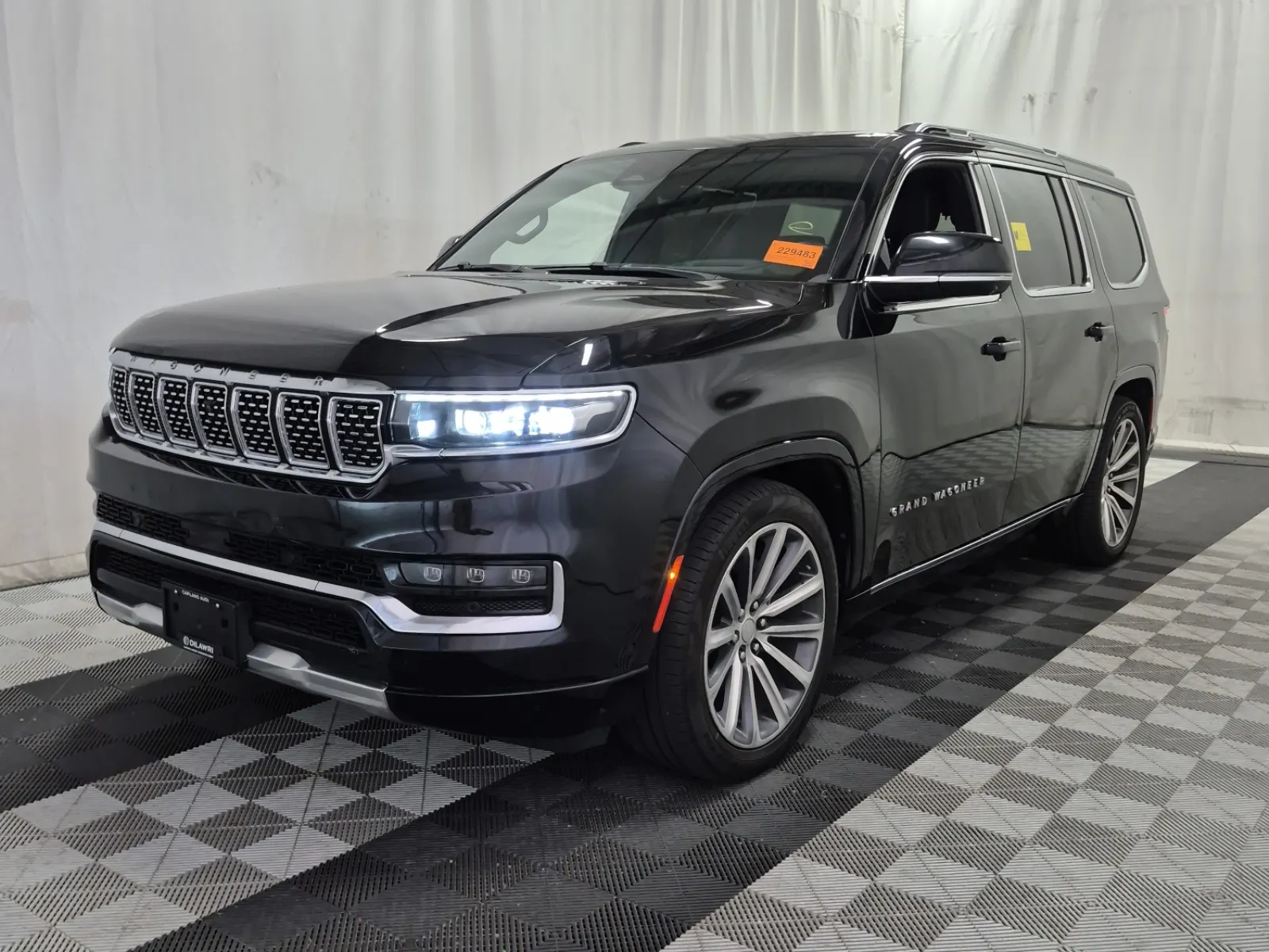2022 Jeep Grand Wagoneer