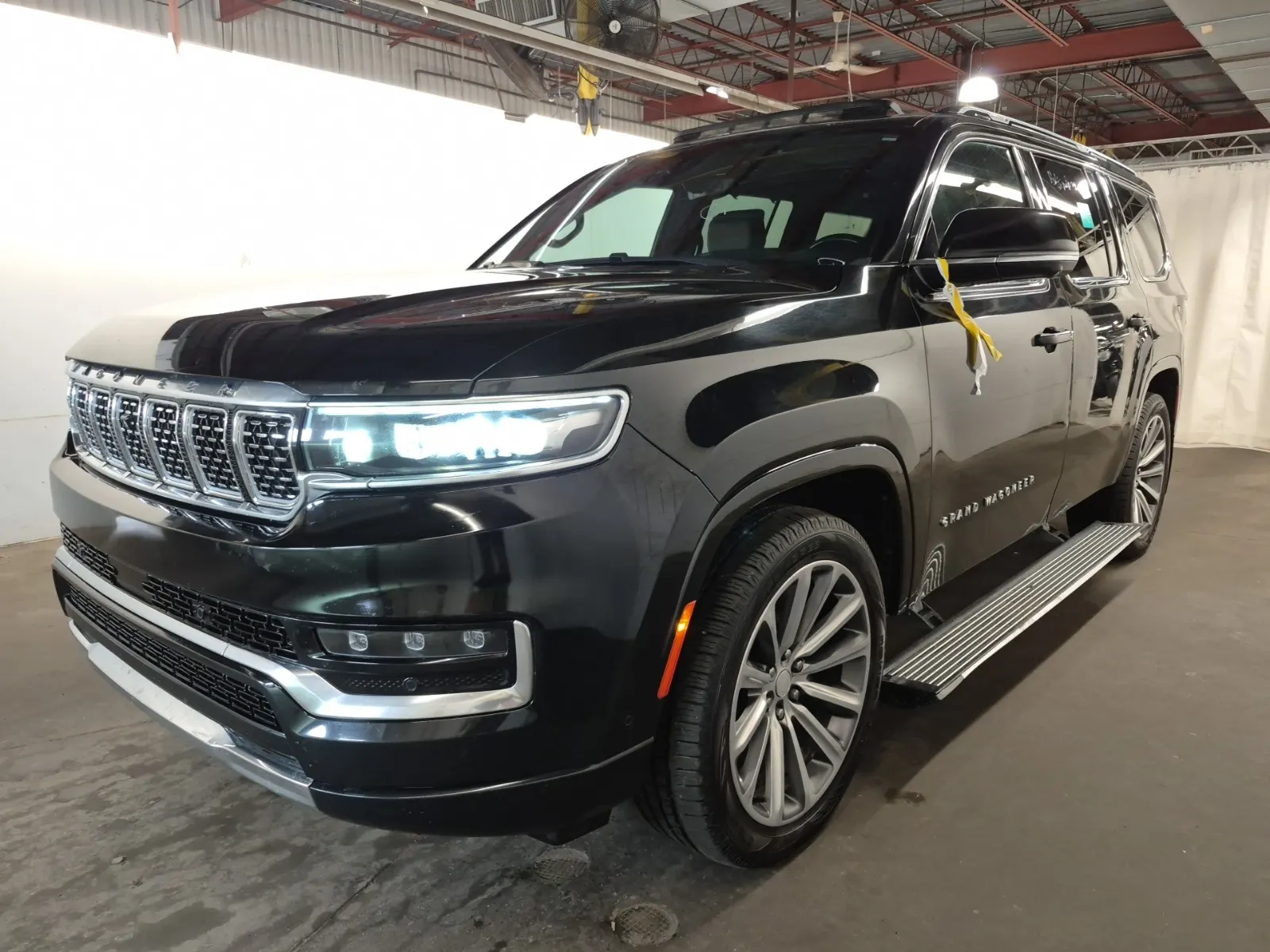 2022 Jeep Grand Wagoneer