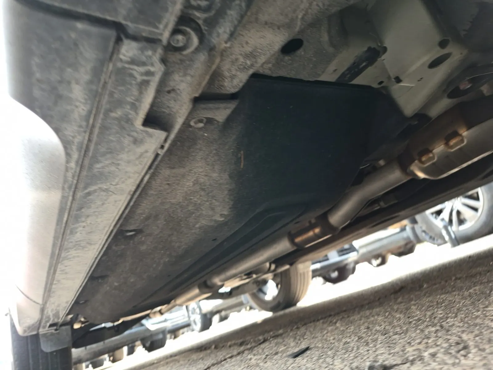 Undercarriage - Passenger Photo
