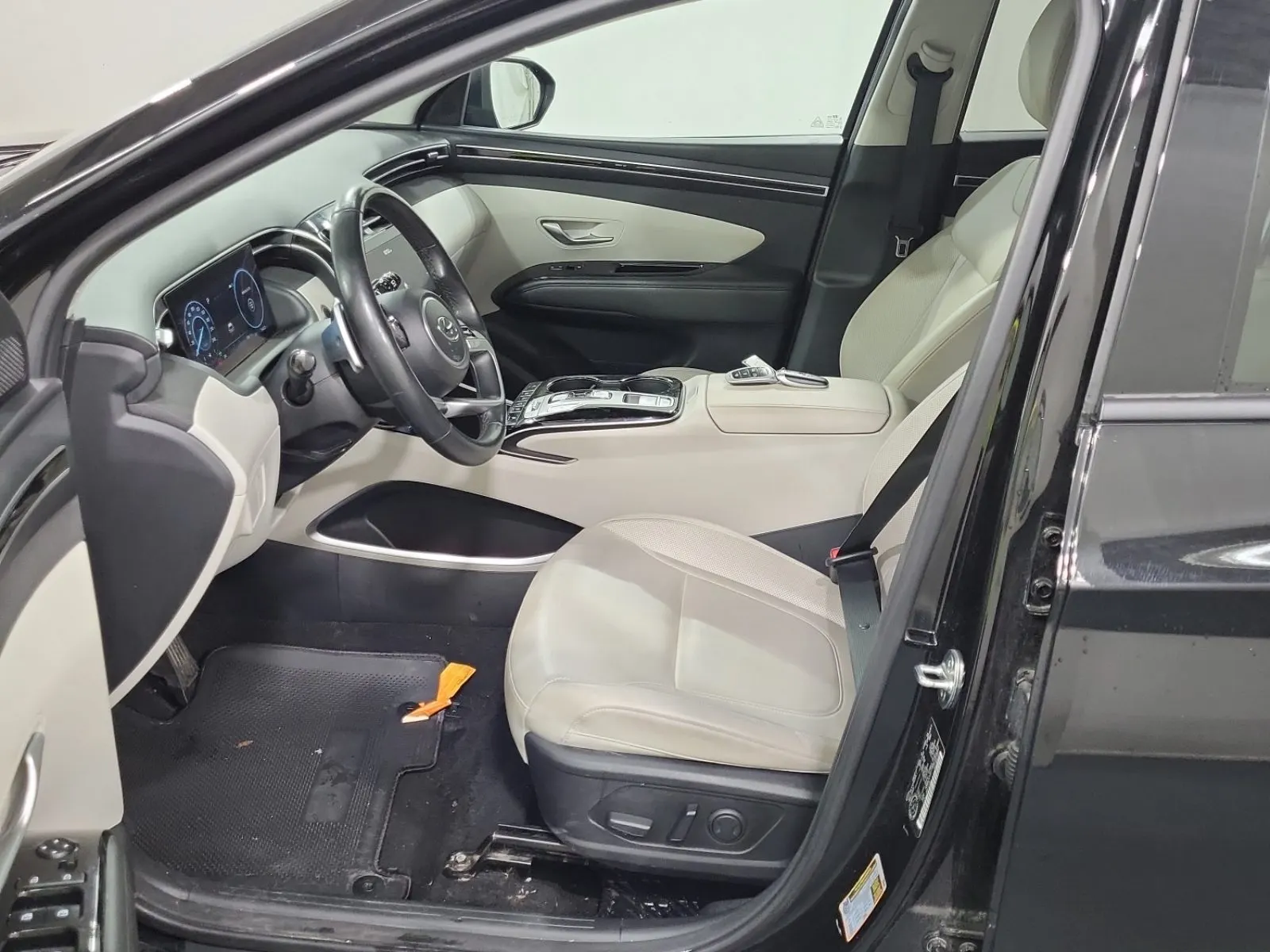 Front Interior Photo