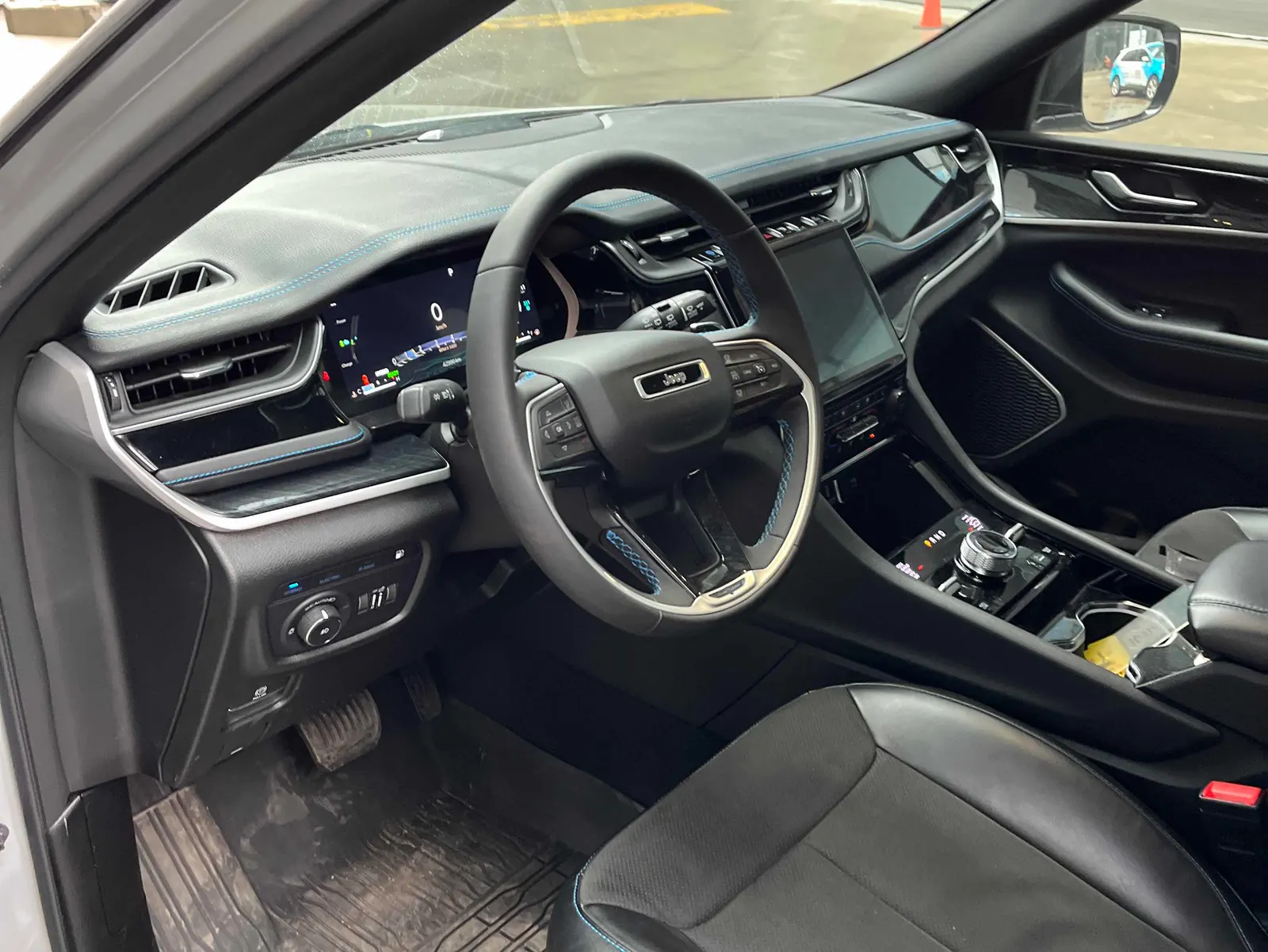 Interior driver side