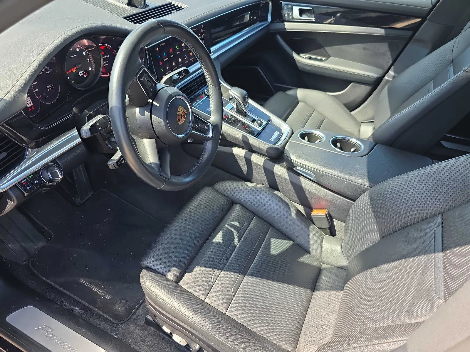 Interior driver side