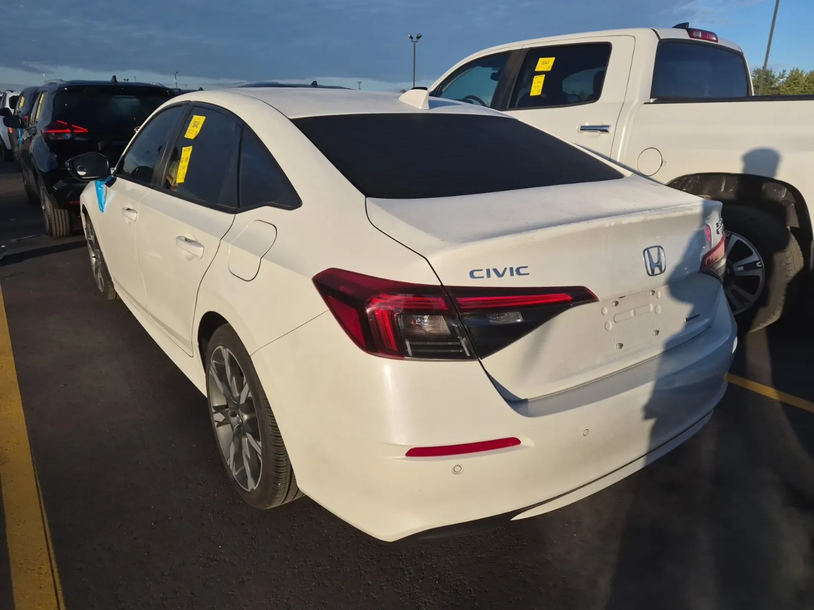 Driver Rear 3/4 Photo