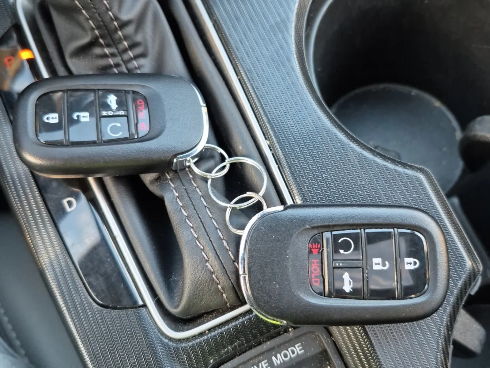 Keys/Fobs/Manual Photo