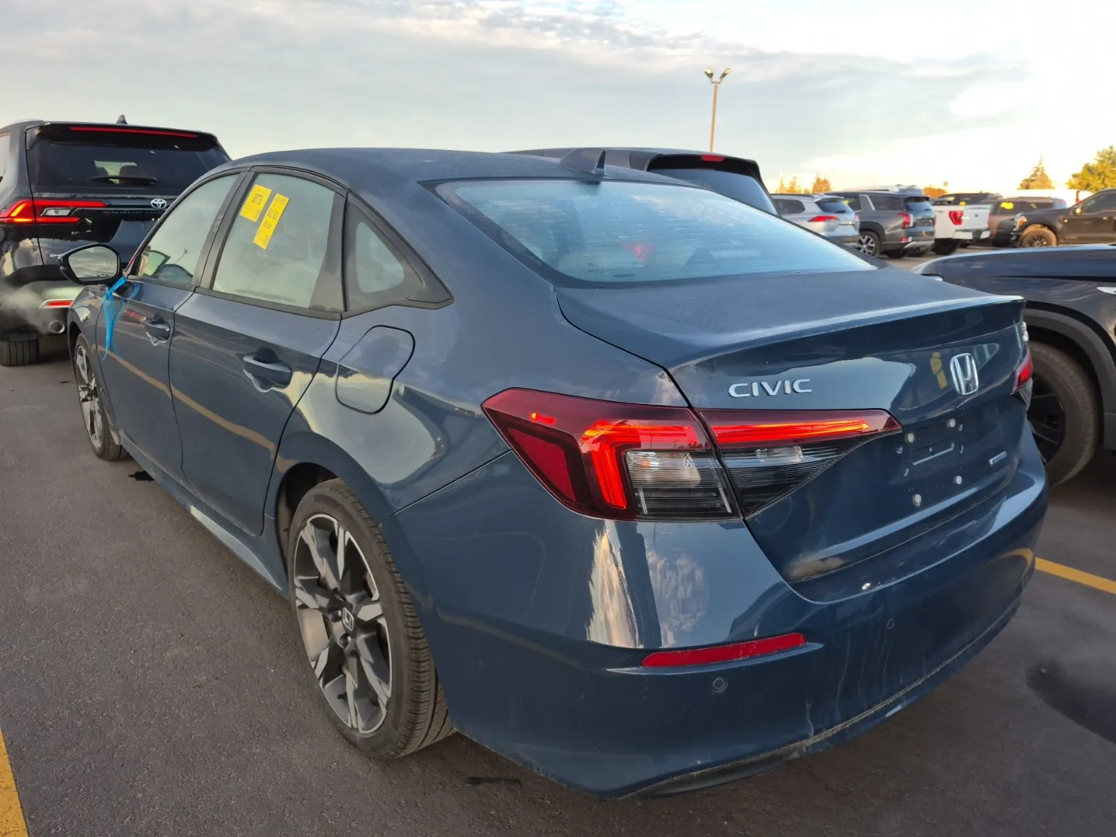 Driver Rear 3/4 Photo