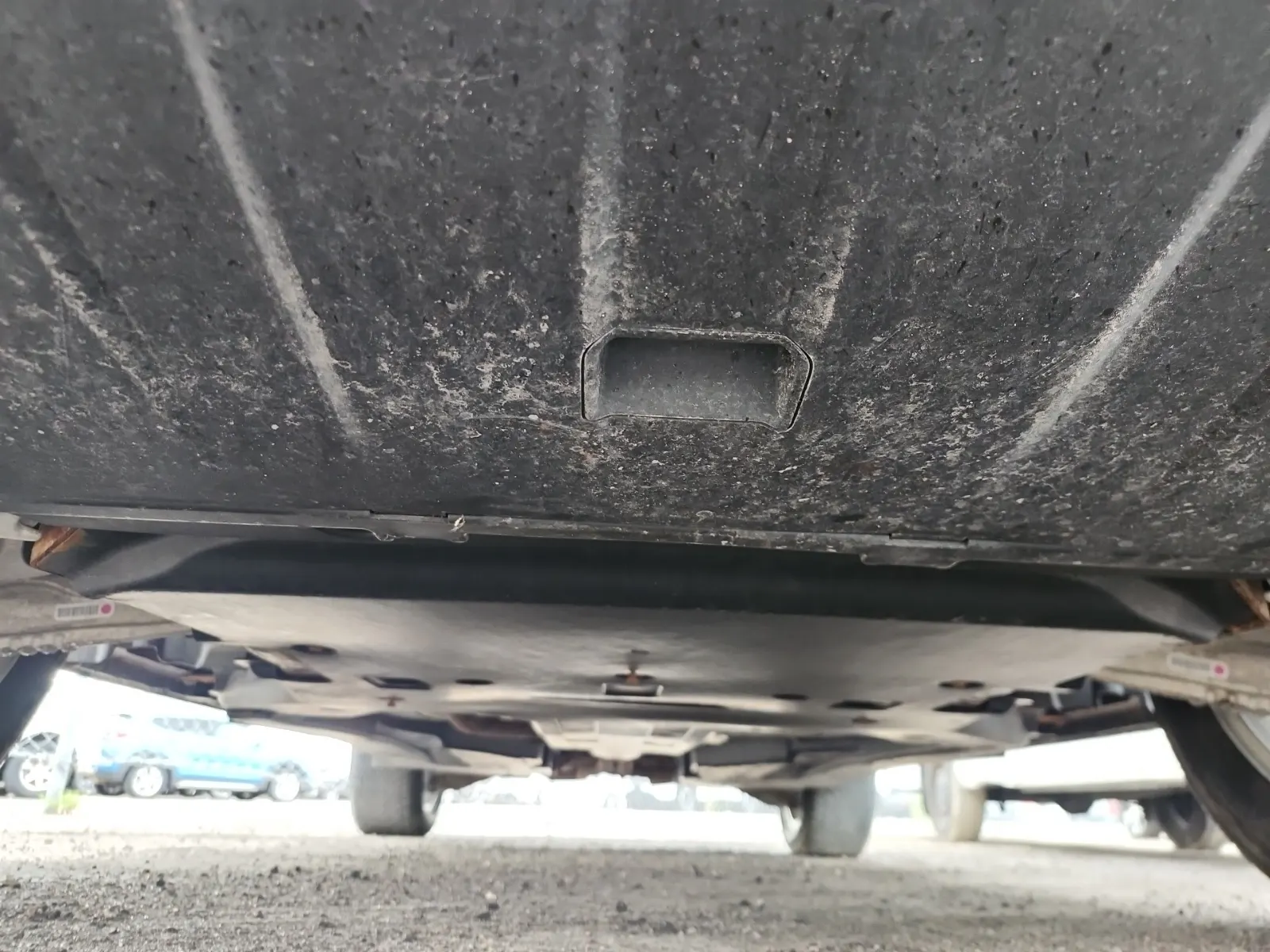Undercarriage - Front Photo