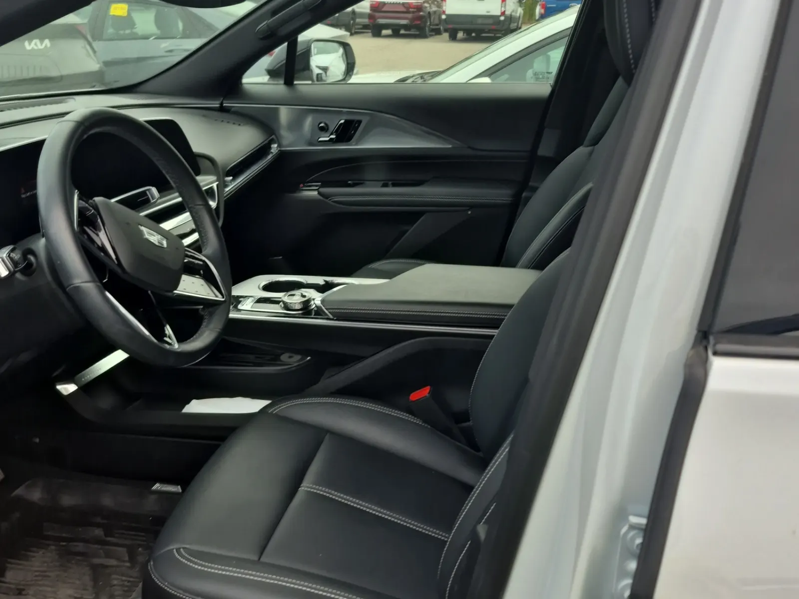 Front Interior Photo