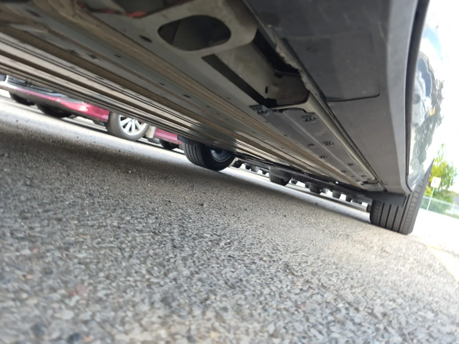 Undercarriage - Driver Photo