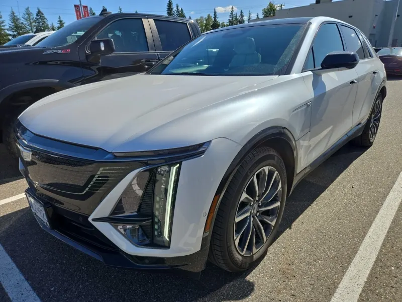 2024 Cadillac LYRIQ