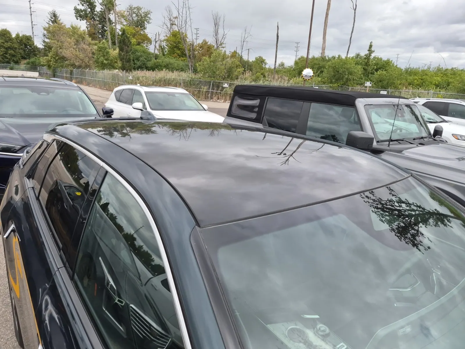 Exterior Roof Photo