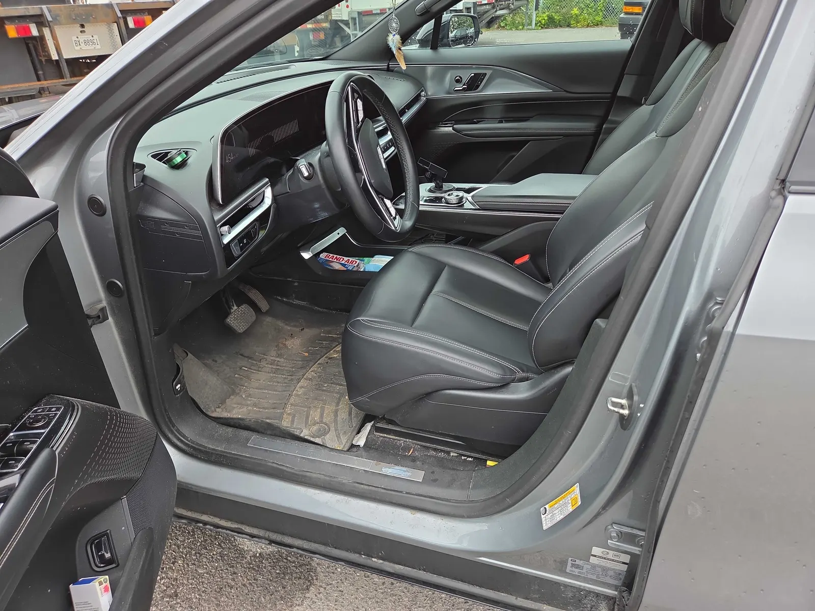 Interior driver side