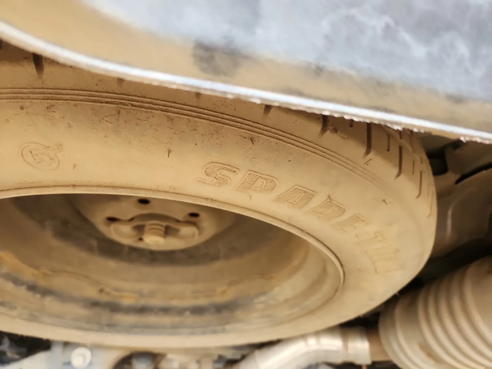 Spare Tire & Wheel Photo