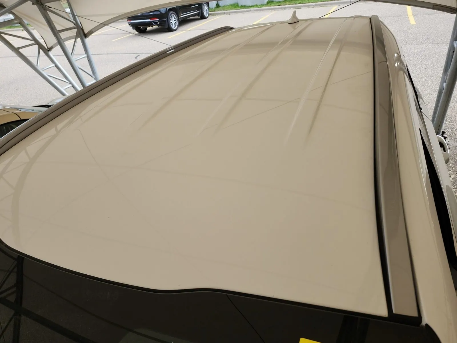 Exterior Roof Photo